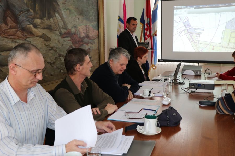 Održano javno izlaganje o II. izmjenama i dopunama GUP-a Grada Đakova