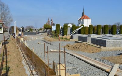 Nova kapija i ograda groblja na gornjem kolnom ulazu