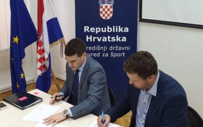 Gotovo 500 tisuća kuna za izgradnju malonogometnog terena s umjetnom travom
