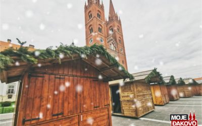 Bogata ponuda adventskih kućica u Đakovu