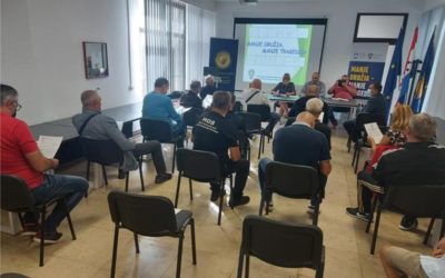 Održana tribina pod nazivom „Manje oružja, manje tragedija“