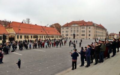 Đakovčani se pjesmom i zvukom tamburica oprostili od Krunoslava Kiće Slabinca