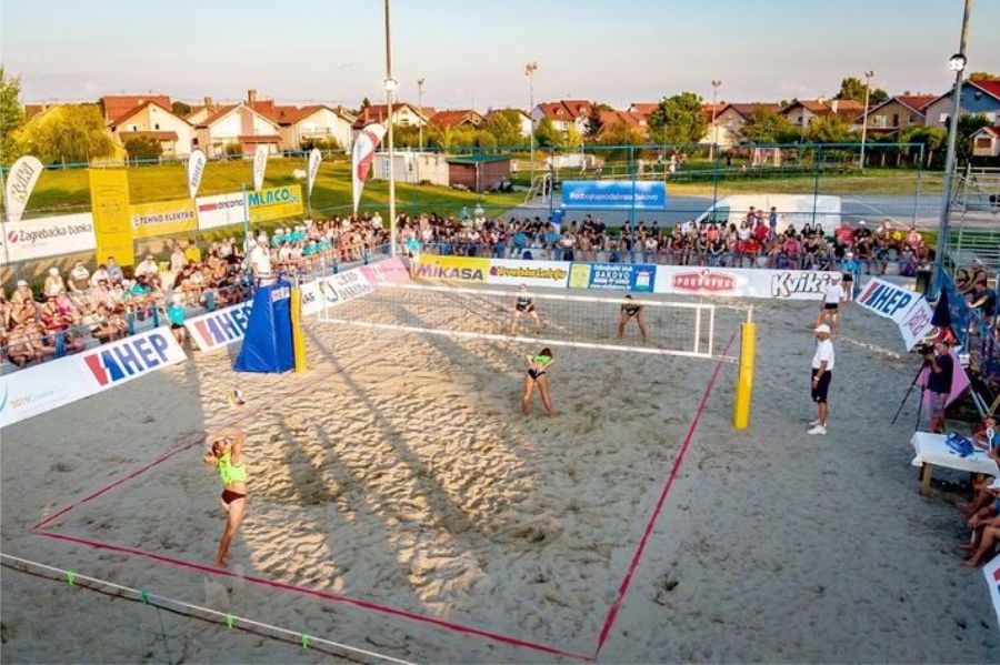 Klupsko juniorsko prvenstvo u odbojci na pijesku ovoga ljeta u Đakovu!