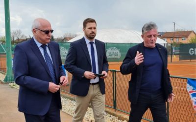 Državni tajnik Tomislav Družak obišao đakovačke sportske objekte