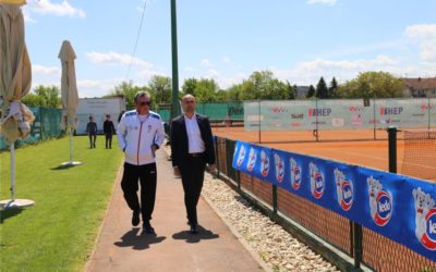 Župan Ivan Anušić čestitao Dan grada Đakova; posjetio tenisače i ribiče