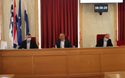 Župan Anušić održao radni sastanak s pročelnicima i ravnateljima županijskih agencija