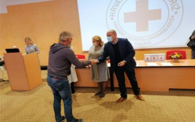 Nagrađeni višestruki darivatelji krvi