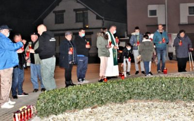 Molitvom na kružnom toku Punitovčani odali počast Vukovaru i Škabrnji
