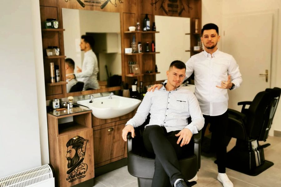Nova Barbershop Gentlemen brijačnica u centru Đakova uređena u duhu starih brijačnica
