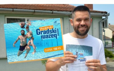 Tata i sin Kolarik na bazenskoj sezonskoj ulaznici