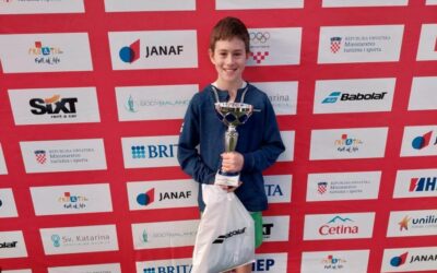 Ivan Bobetić dvostruki dvoranski državni prvak do 12 godina u tenisu!