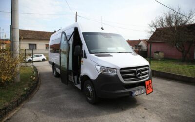Povodom Dana Općine Levanjska Varoš uručeno vozilo za prijevoz osnovnoškolaca