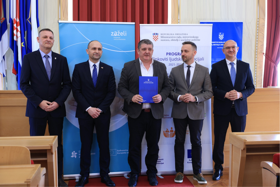 Općina Drenje potpisala Ugovor o dodjeli bespovratnih sredstava za projekt “Zaželi”