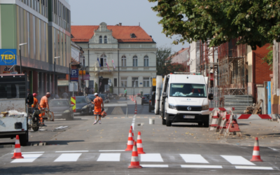 Ulica kralja Tomislava privremeno otvorena za promet, uz uspornike, ograde i ograničenje od 30 km/h