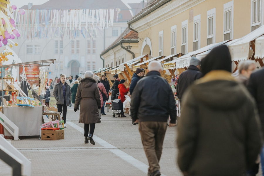 Povodom nadolazećih Đakovačkih bušara odobrena prodaja na otvorenom