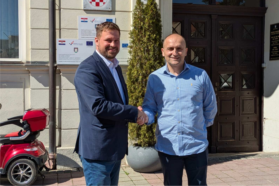 Marin Mandarić predao potpise za novu kandidaturu, podršku mu pružio Ivan Anušić
