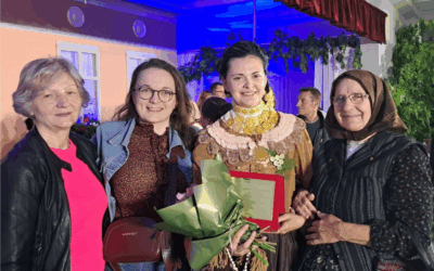 Budrovčanki Ivi Kretonić lenta prve pratilje na manifestaciji “Šokačka kraljica”