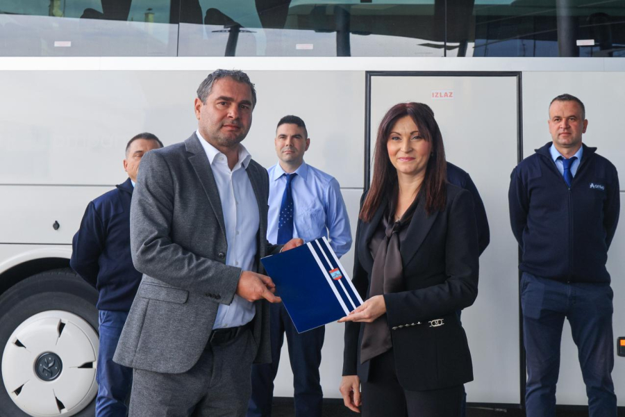 Potpisan ugovor koji jamči siguran, kvalitetan i udoban prijevoz učenika