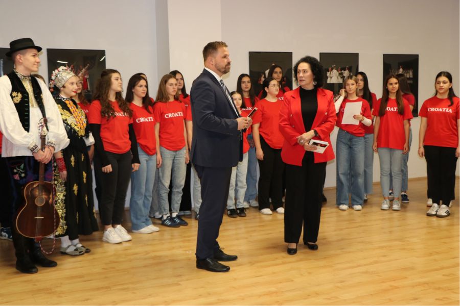 Izložba fotografija „Teninih 40“ Silvije Butković otvorena u Kući Reichsmann