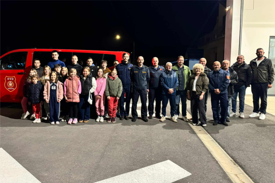 Grad Đakovo nastavlja ulagati u vatrogastvo – novo vozilo za DVD Ivanovci Đakovački