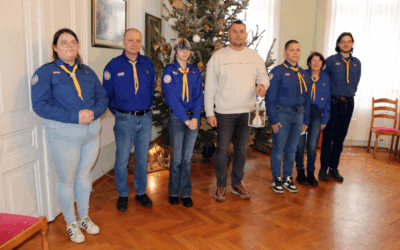 Članovi Odreda izviđača „Klasje“ donijeli Betlehemsko svjetlo mira u Grad Đakovo