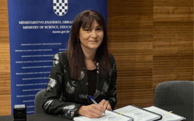 Potpisani ugovori vrijedni 26,3 milijuna eura za ulaganja u osnovne škole u Osječko-baranjskoj županiji