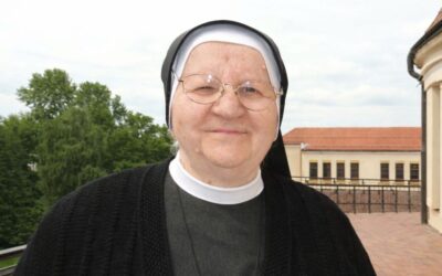 Preminula s. Klara, Marija Adžić