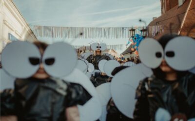 Poziv za virtualni izbor pojedinačnih, grupnih i obiteljskih maski / kostima