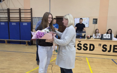 Ćolnićeva škola dočekala svoju prvakinju Jelku Mikulić!