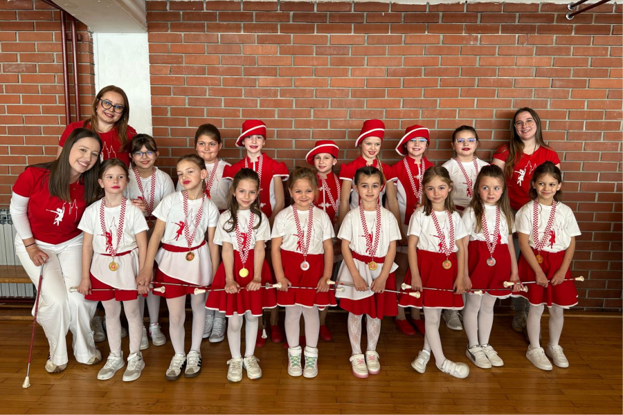 Đakovačke mažoretkinje KUD-a “Sklad” osvojile 19 zlatnih i 7 srebrnih medalja