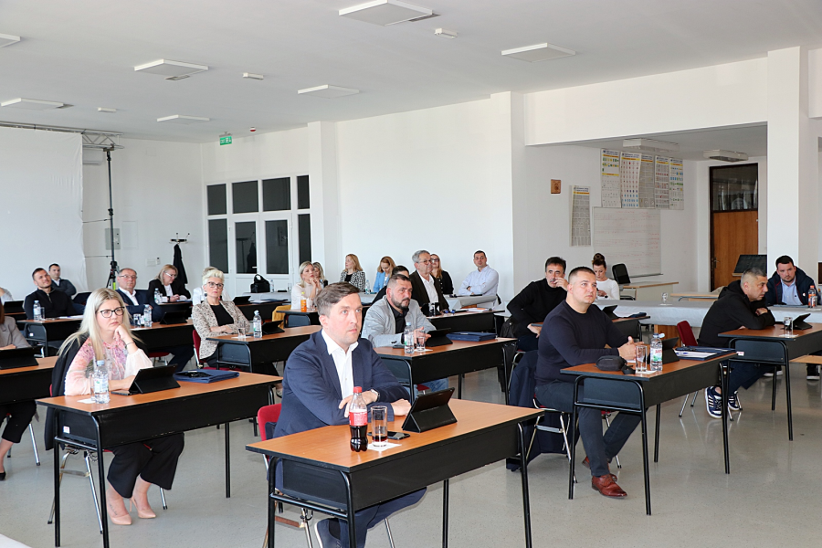 Održana 4. sjednica GV-a: Odluka o parkiranju, 60. Đakovački vezovi, gradska priznanja…