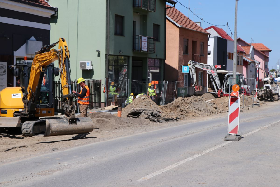 Radovi na rekonstrukciji Ulica Vladimira Nazora i Ivana Mažuranića napreduju prema planu