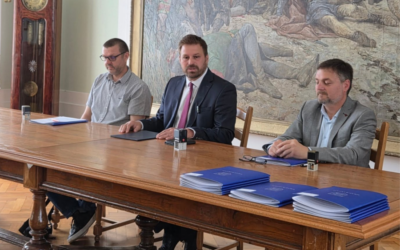 Potpisani ugovori s 30 udruga – za 42 projekta dodijeljeno više od 120 tisuća eura