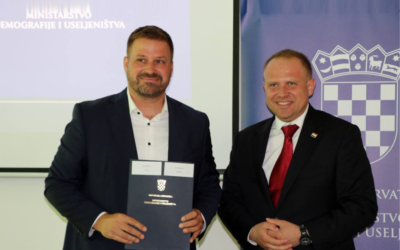 Gradu Đakovu gotovo 80 tisuća eura bespovratnih sredstava za dva dječja igrališta