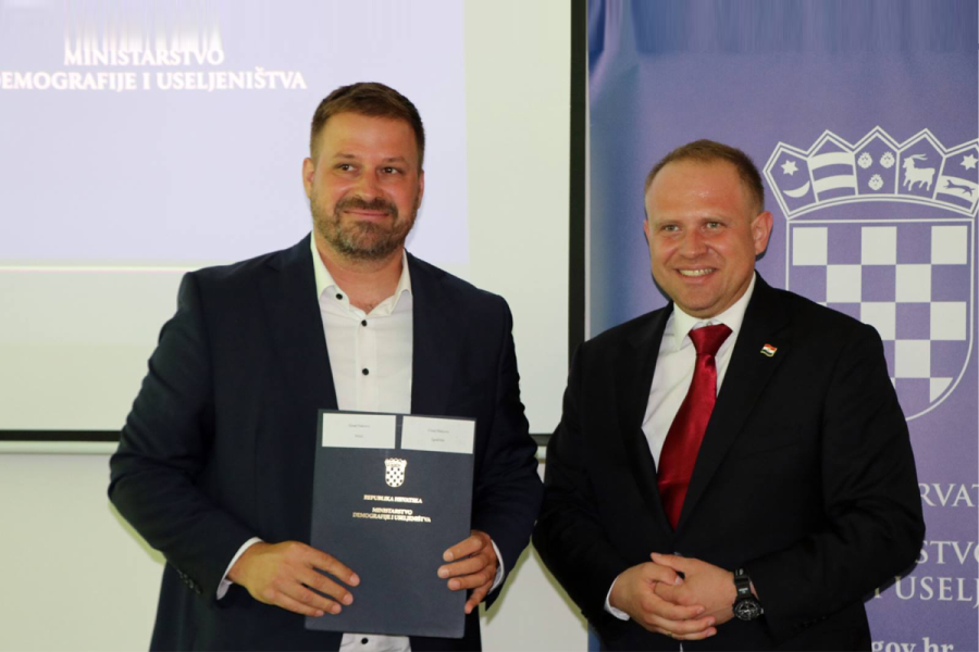 Gradu Đakovu gotovo 80 tisuća eura bespovratnih sredstava za dva dječja igrališta
