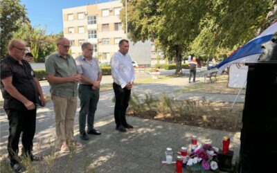 Odana počast žrtvama totalitarnih režima u Đakovu