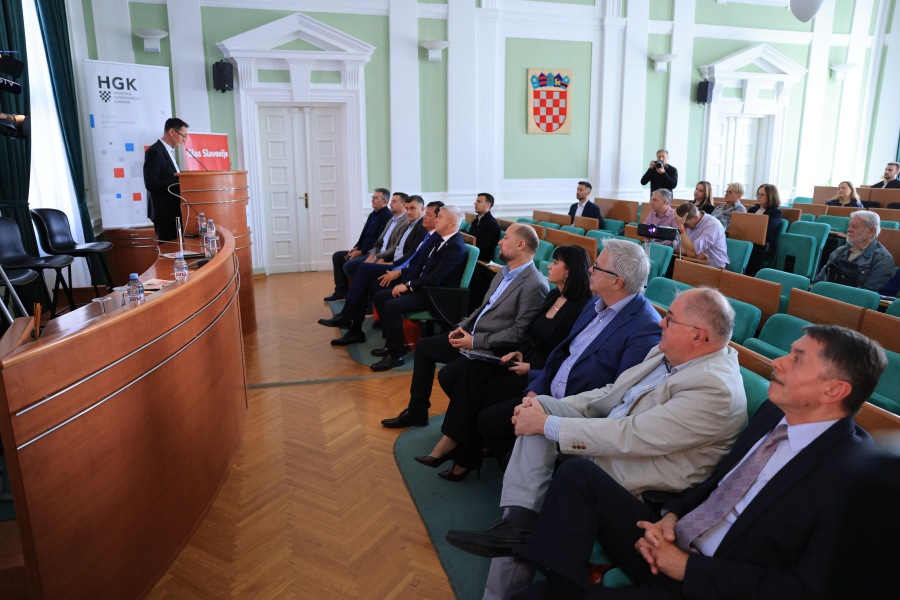 U fokusu RE-AGRO konferencije održiva proizvodnja voća i povrća